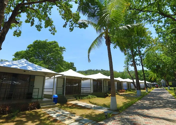 White Feather Resort Kauncha